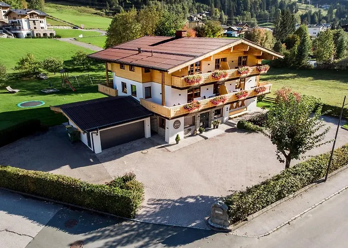 Appartement Muehle - Including Summercard, Sauna, Kaprun\'S Largest Private Garden With Panoramic View